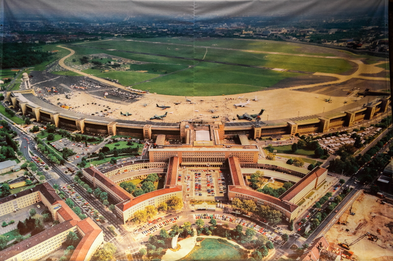 2010 03 28 BERLIN TEMPELHOF IMG 2081